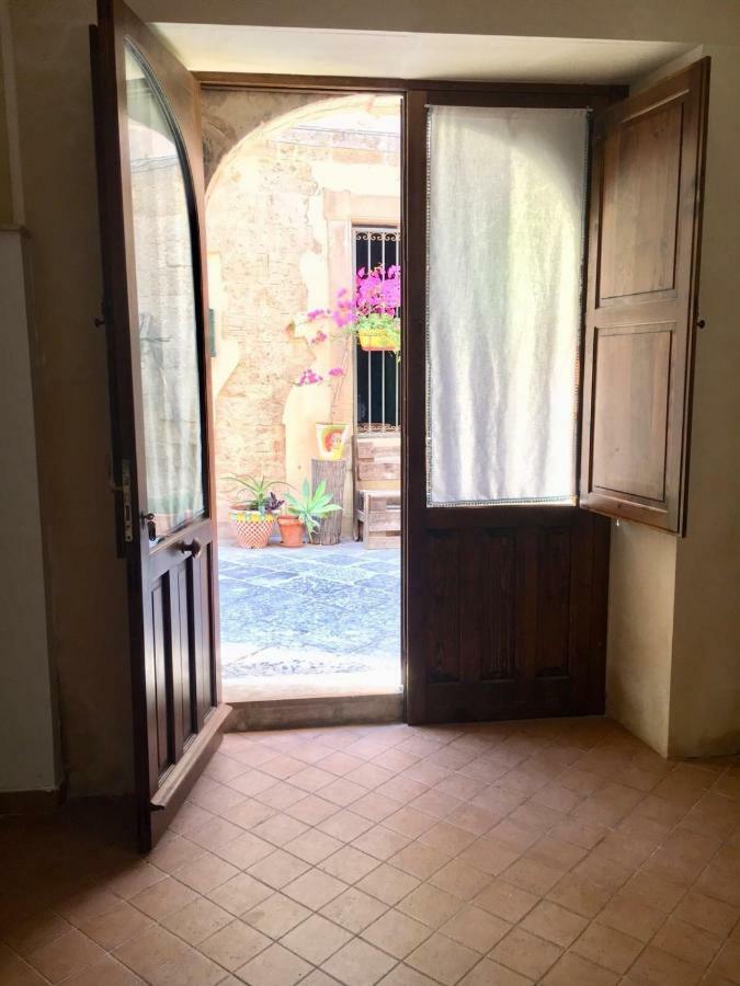 Ferienwohnung Casa Via Del Crocifisso Syrakus Exterior foto
